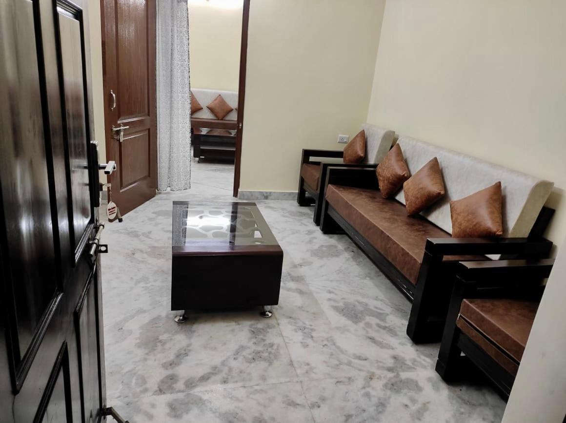 Home To Explore Food, History & Shopping Hyderabad Ngoại thất bức ảnh