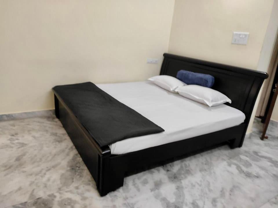 Home To Explore Food, History & Shopping Hyderabad Ngoại thất bức ảnh