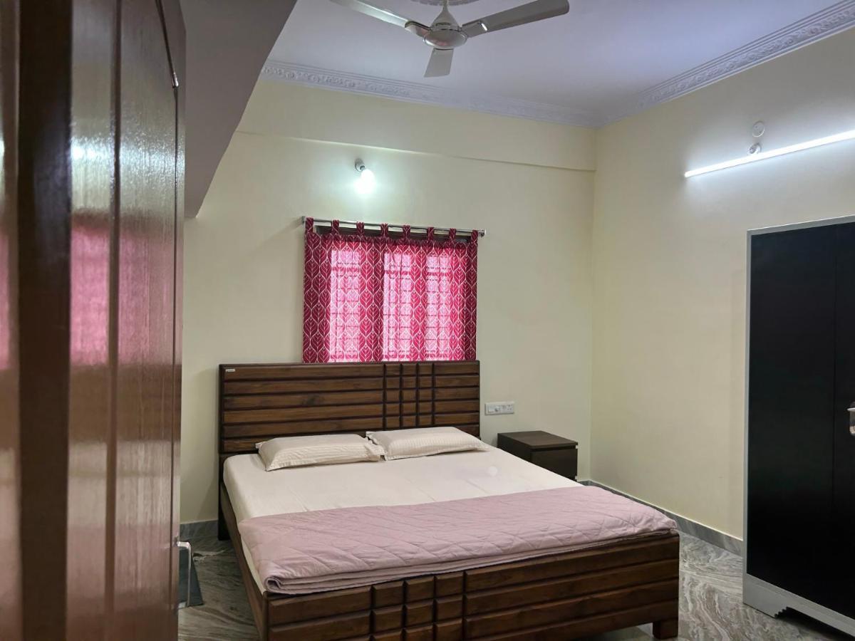 Home To Explore Food, History & Shopping Hyderabad Ngoại thất bức ảnh
